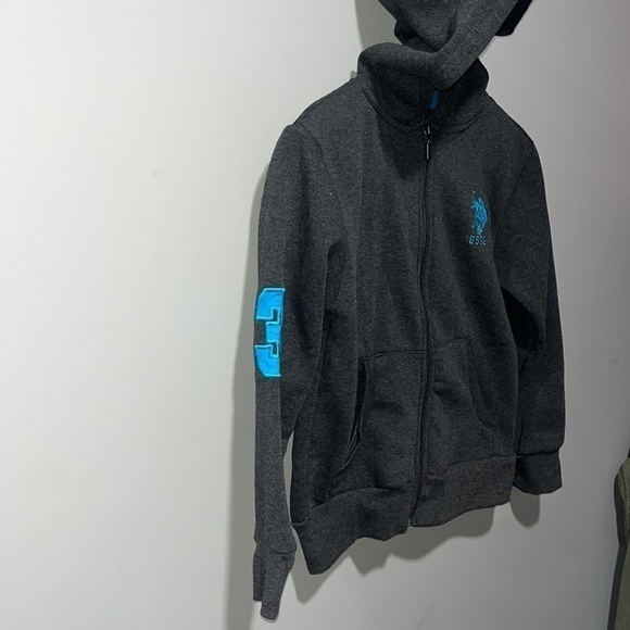 U.S. Polo Assn youth size 8 zip up hoodie - Picture 2 of 4